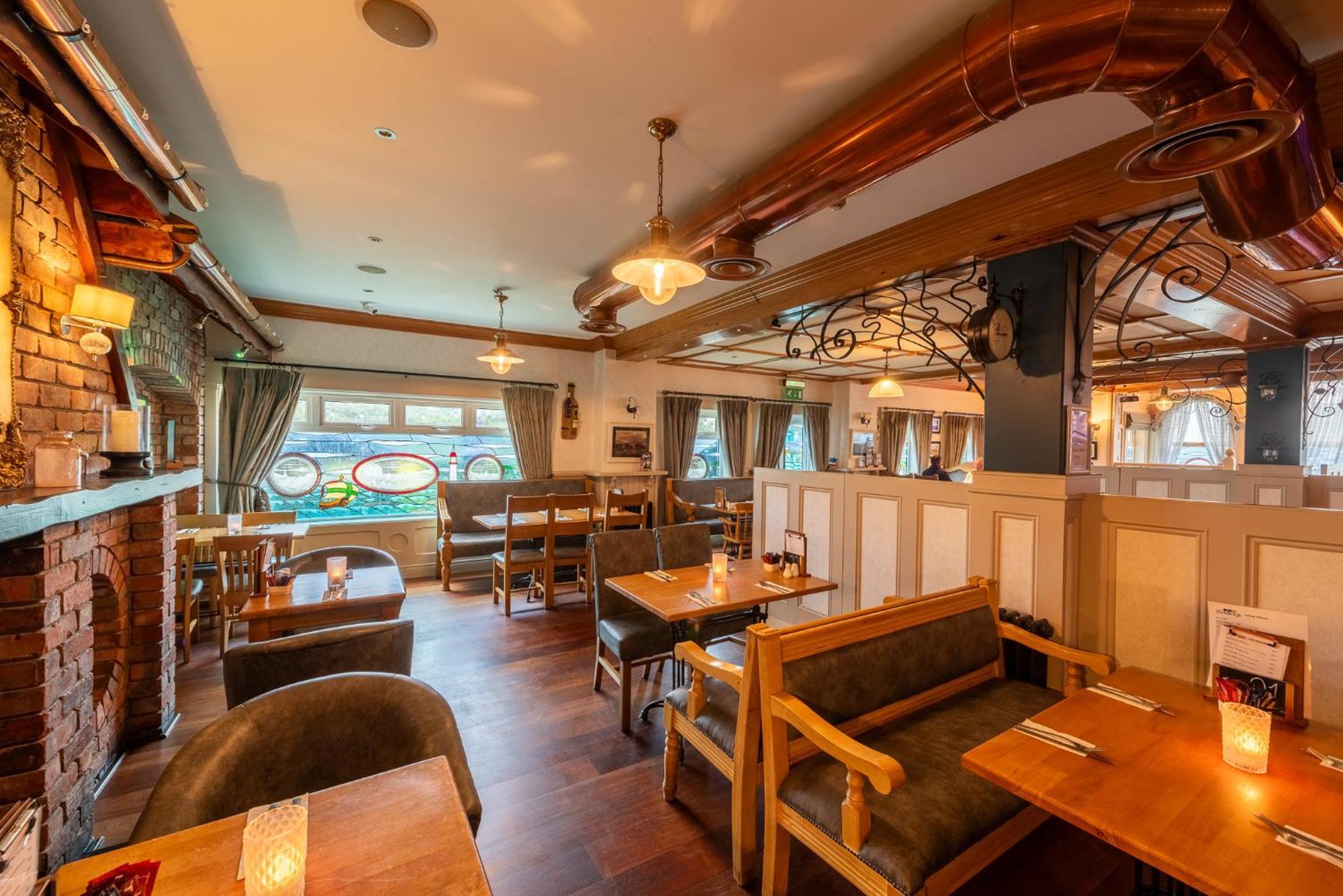 The Harbour Inn Buncrana Exterior foto